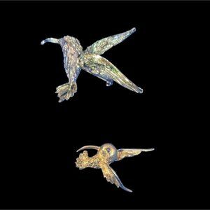 Vintage Hummingbird Brooch Pins Set Of 2 Gold Tone‎ rhinestones sparkle